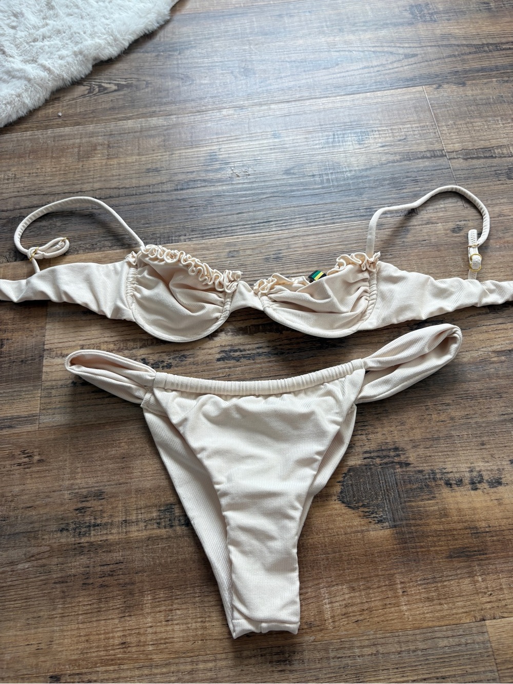 Beige Women's Two-Piece Bikini Set - Underwire Top & High-Cut Bottom